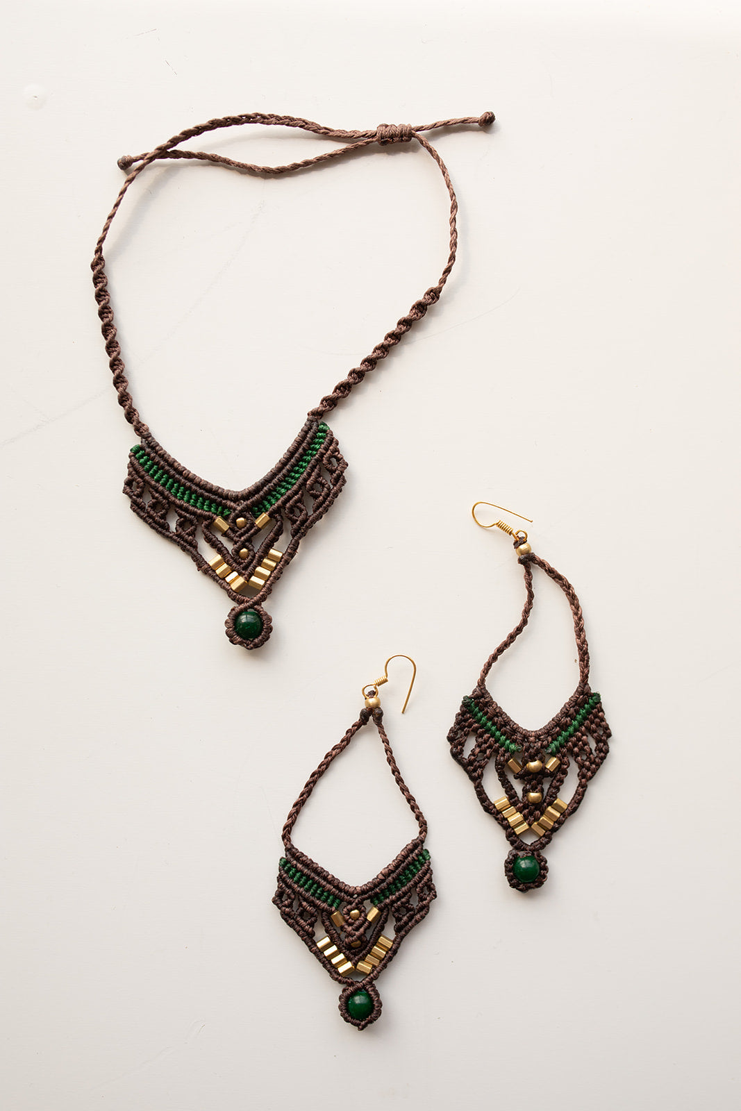 Tibet Style Earrings - Dark brown/Bamboo green